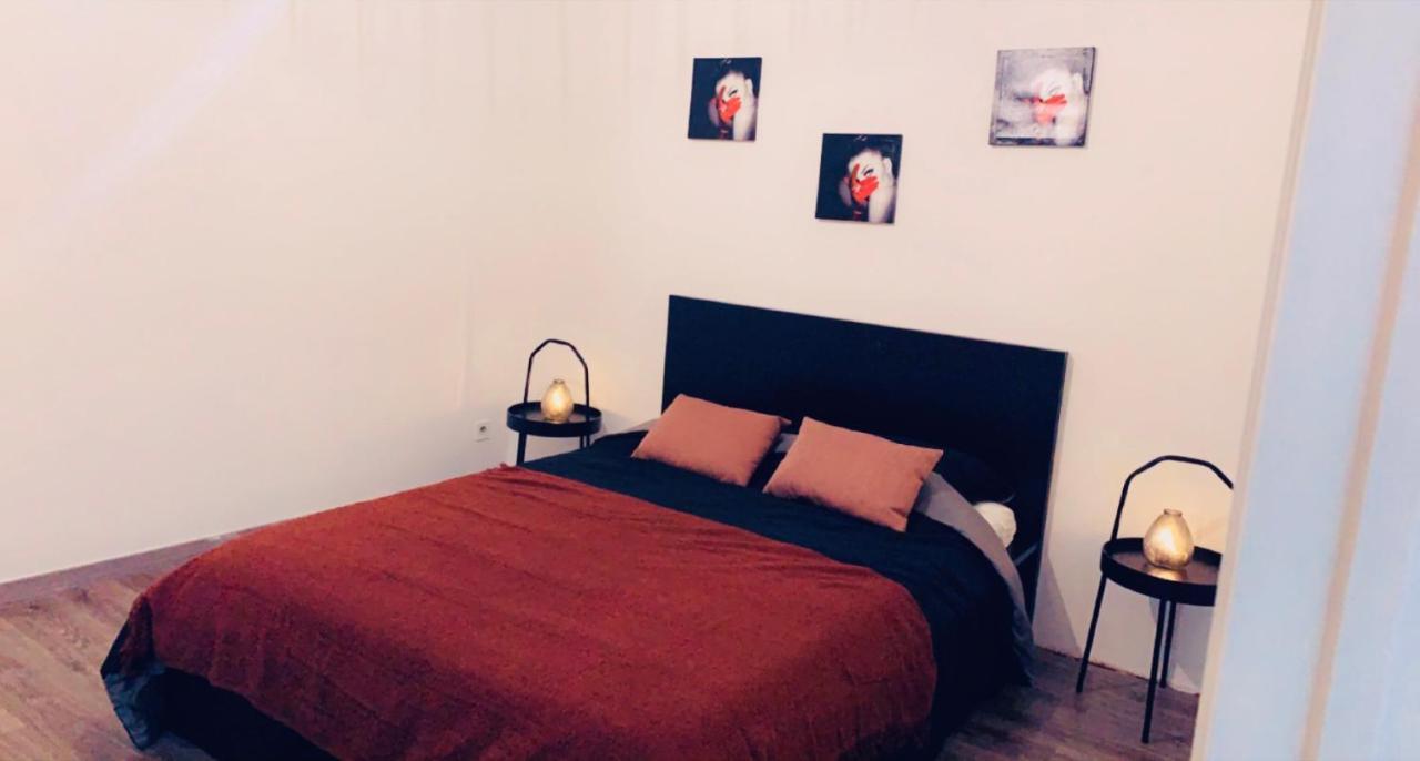 Appartement Cosy Et Chaleureux Avec Jacuzzi Seraing Esterno foto